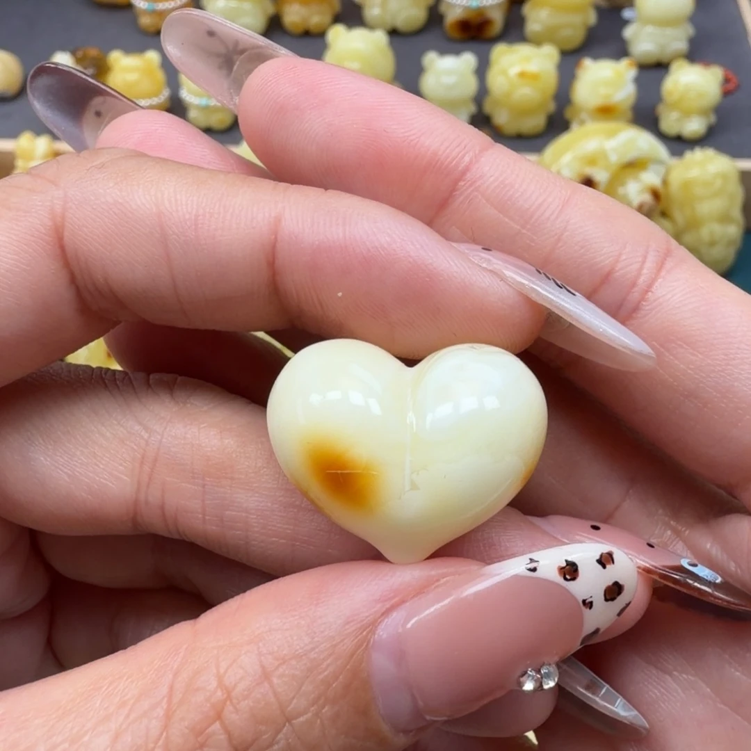 琥珀未镶嵌裸石蜜蜡