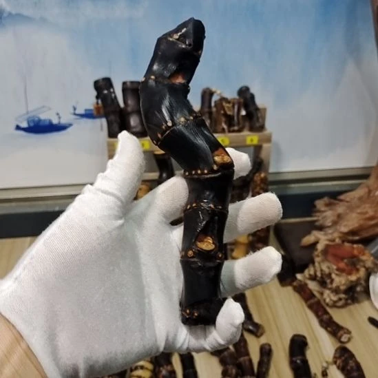 竹阿辛根雕七彩竹根手把件