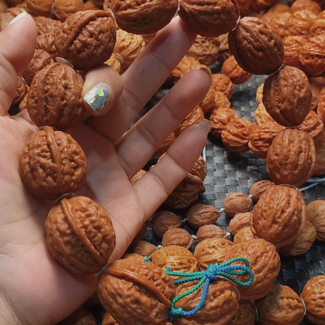 文玩核桃吊坠大枣