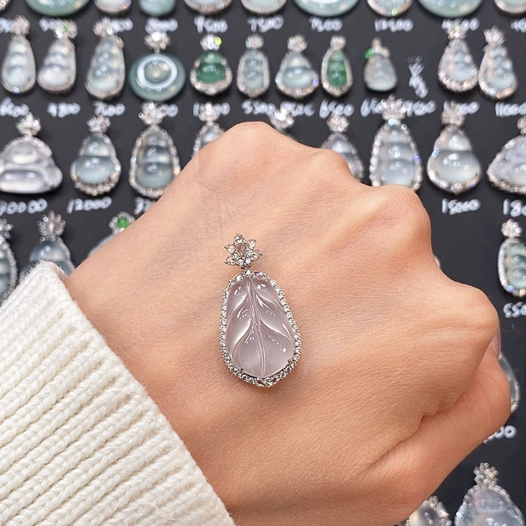 颈饰18K金镶嵌翡翠天然缅甸A货翡翠叶子