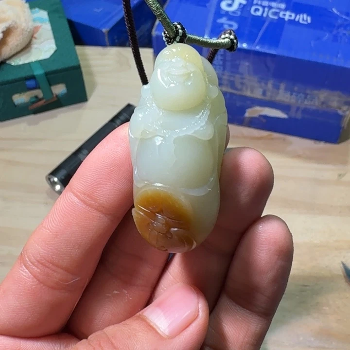 未镶嵌和田玉（糖玉）车挂