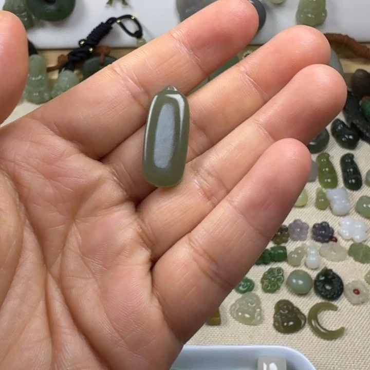 未镶嵌和田玉包链