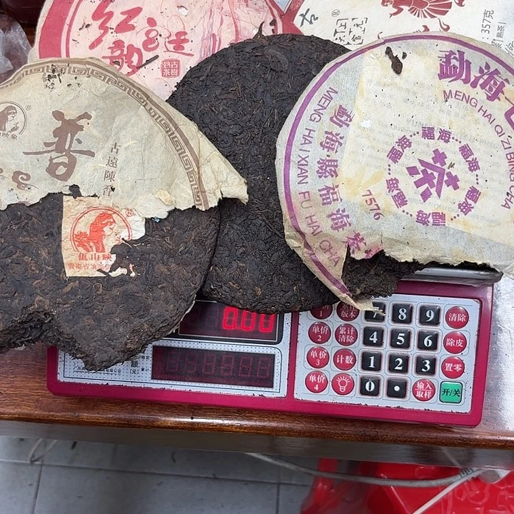 去***真男装品牌设计理念