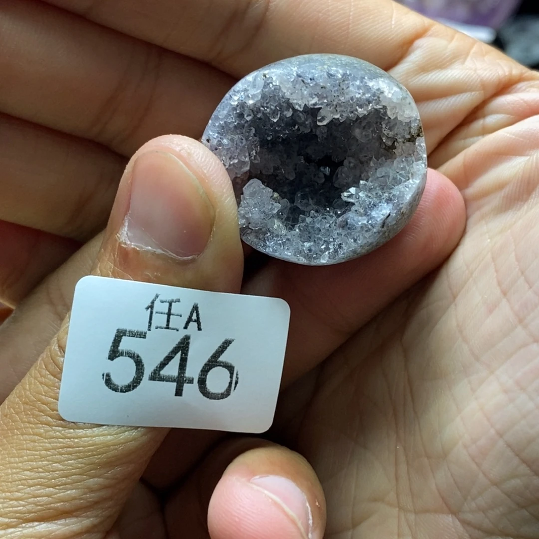 水晶未镶嵌大型摆件（非配饰）