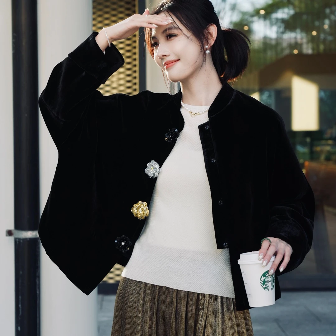 炫彩立体珠花花朵时尚丝绒早春外套上衣小香风气质短款百搭黑色