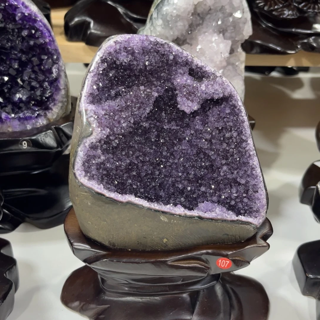 紫晶未镶嵌摆件紫晶