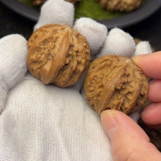 文玩核桃把件秦岭核桃22