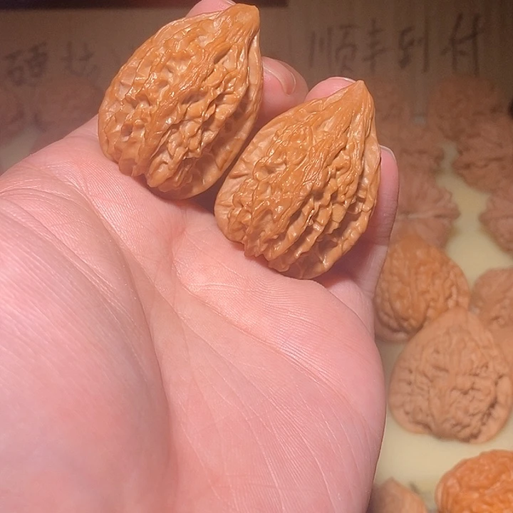 文玩核桃手把件穿云箭