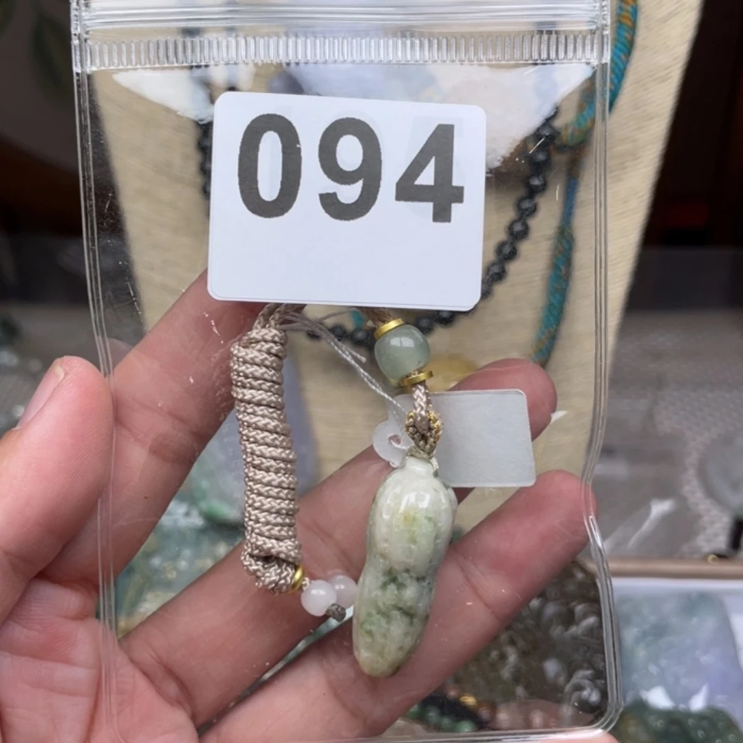 【闪购商品】翡翠颈饰未镶嵌万****艺翡翠