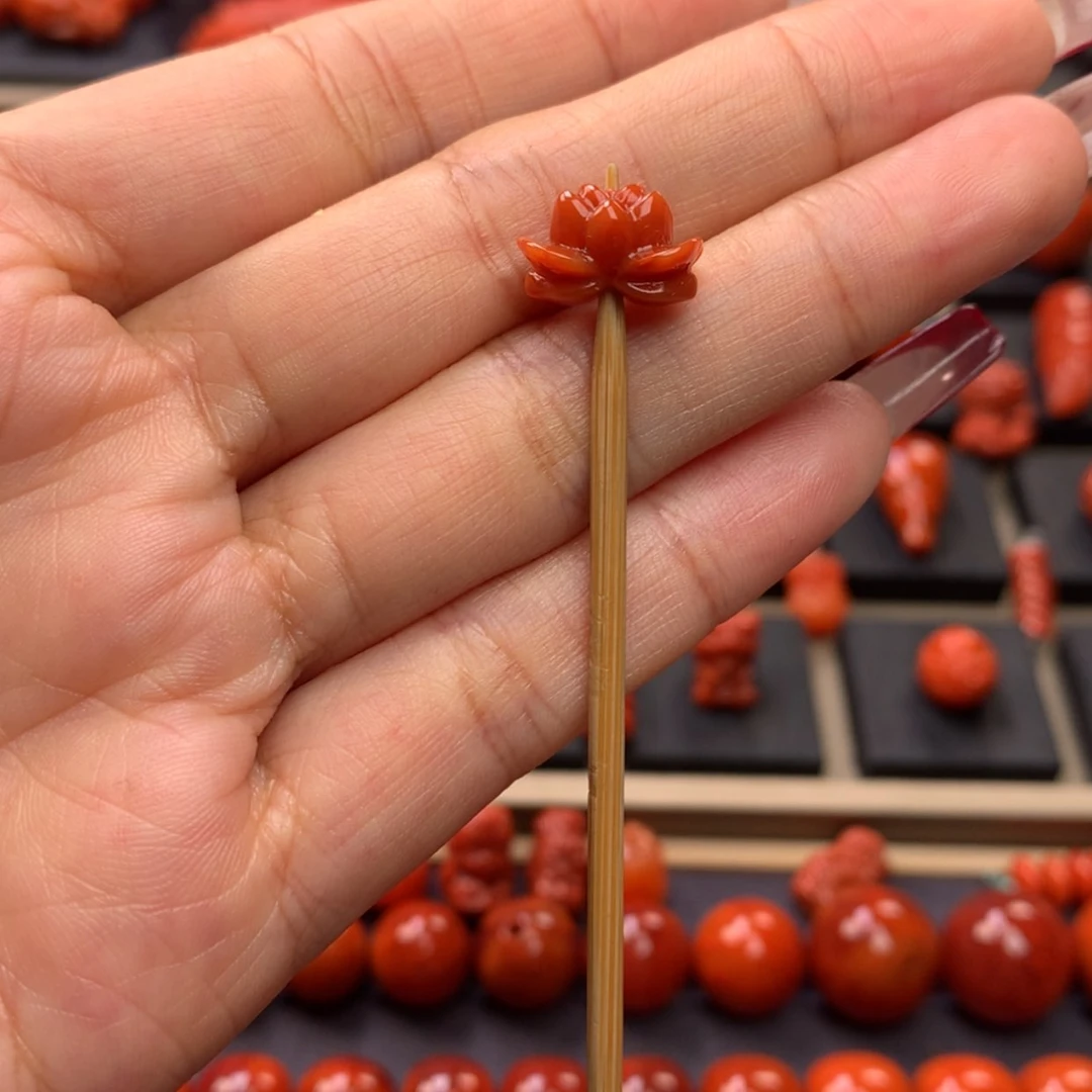 【闪购商品】南红玛瑙莲花背云12mm➕未镶嵌