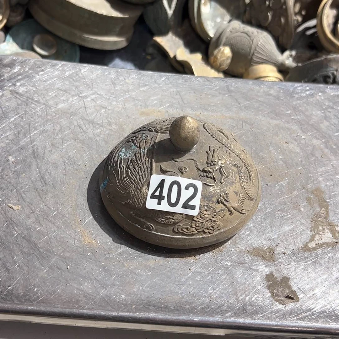 靳*龙微瑕疵黄铜摆件工艺品