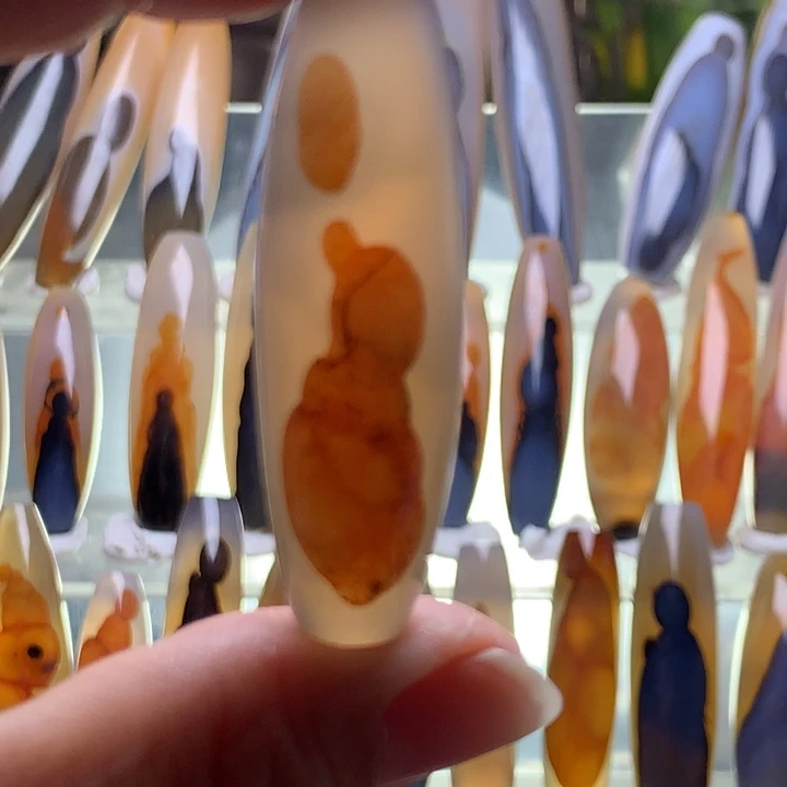 未镶嵌颈饰玛瑙/玉髓37