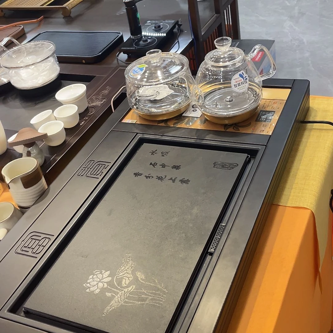 龙凤等几派代表将与他们