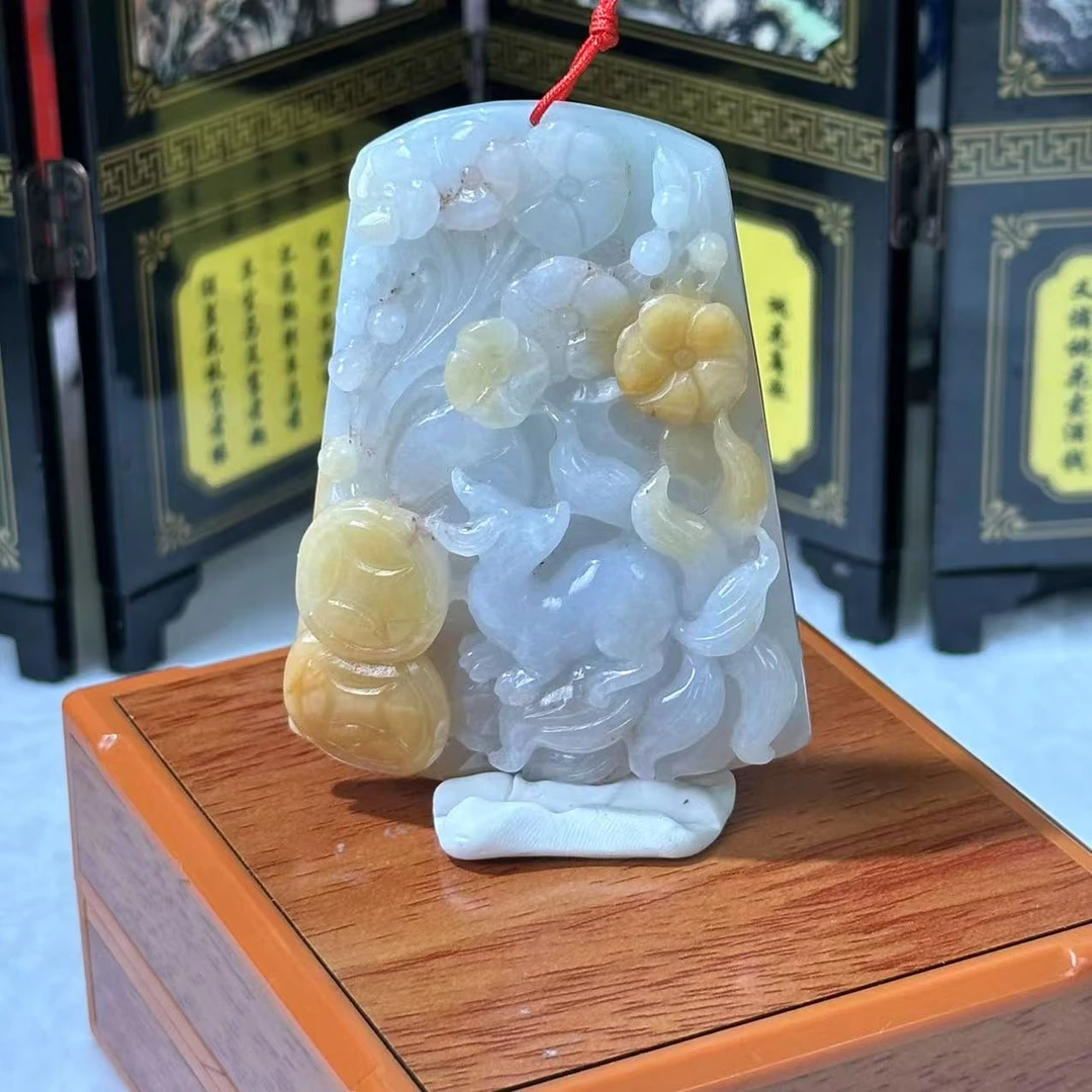 2065-天然翡翠-九尾狐