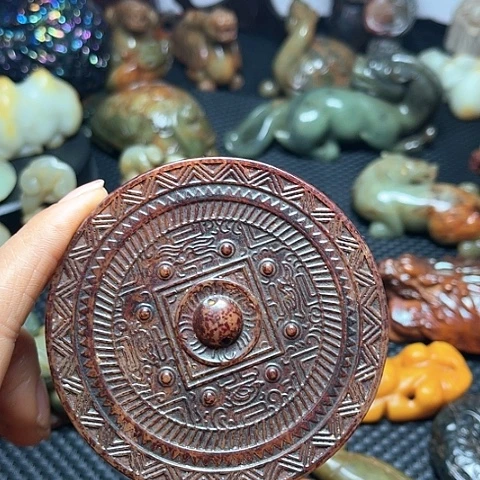 白玉菩提吊坠摆件