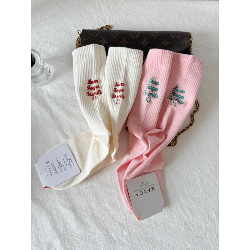 韩国东大门marca后字母刺绣堆堆袜糖果色时尚个性笑脸高筒运动袜
