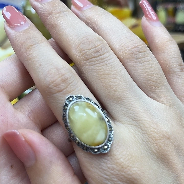 银S925镶嵌颈饰琥珀戒指