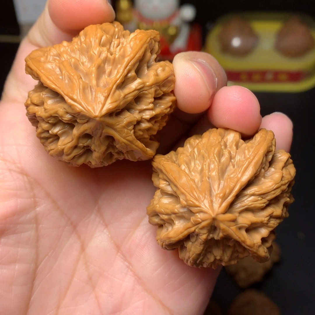 吊坠文玩核桃野牛棱