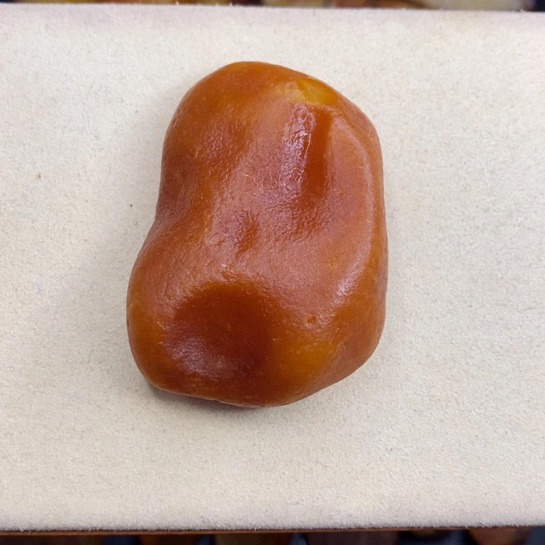 未镶嵌定制琥珀梨