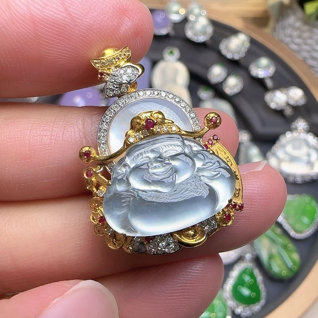 翡翠颈饰18K金镶嵌翡翠颈饰18K金镶嵌