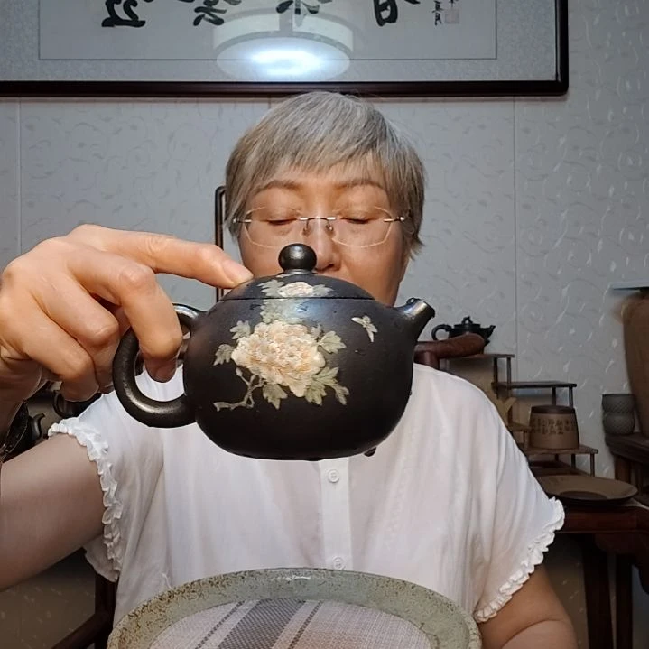 茶壶紫砂石黄呢料西施