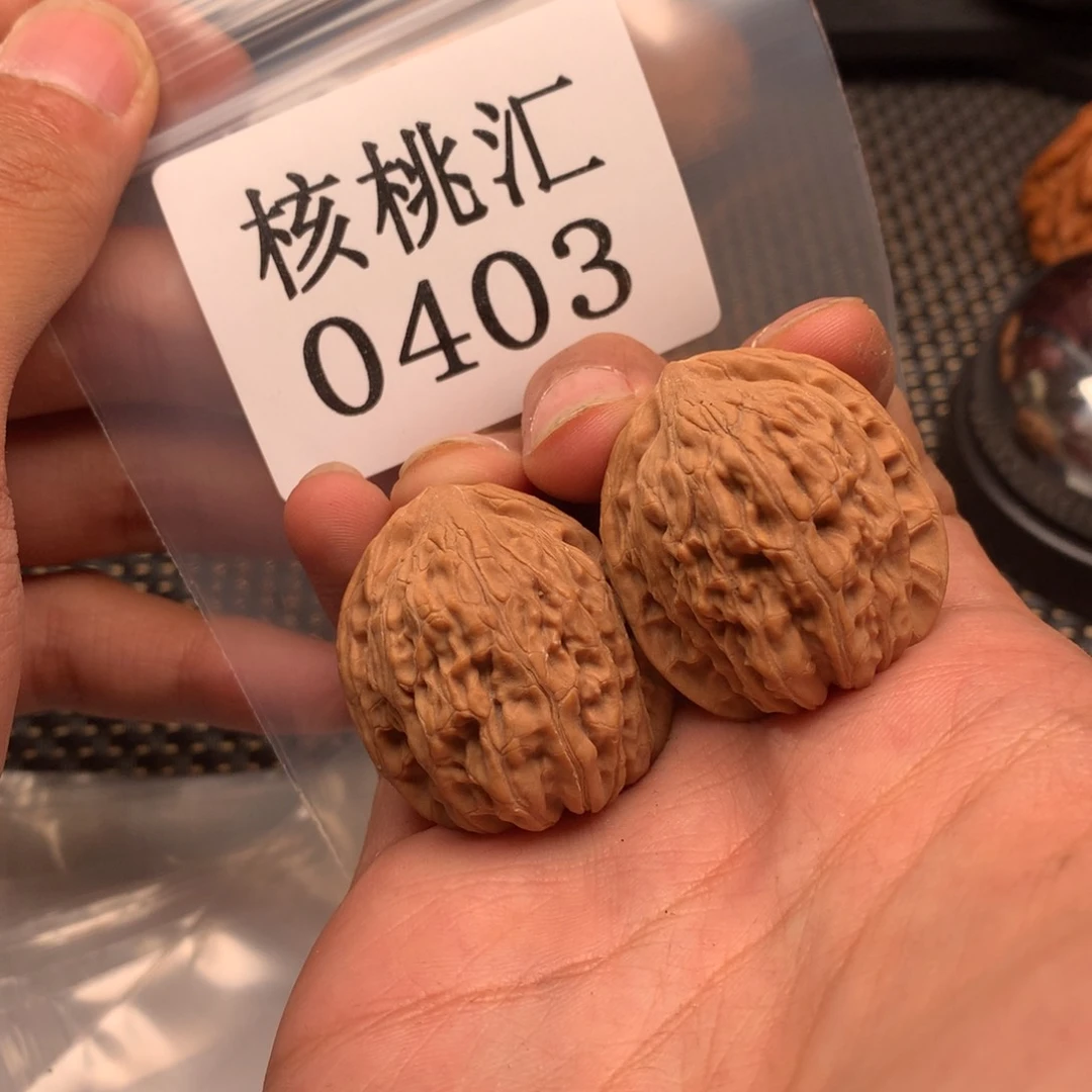 文玩核桃吊坠野生