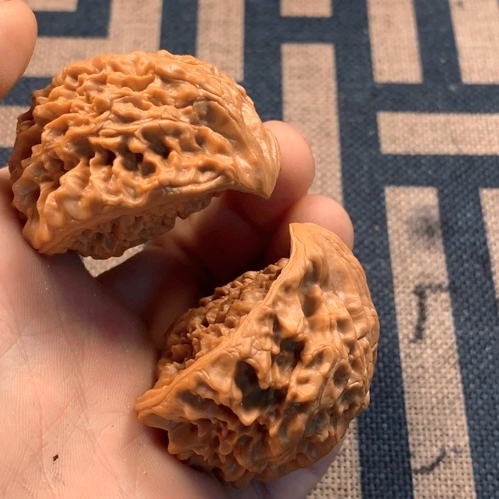 文玩核桃吊坠全品蛇头