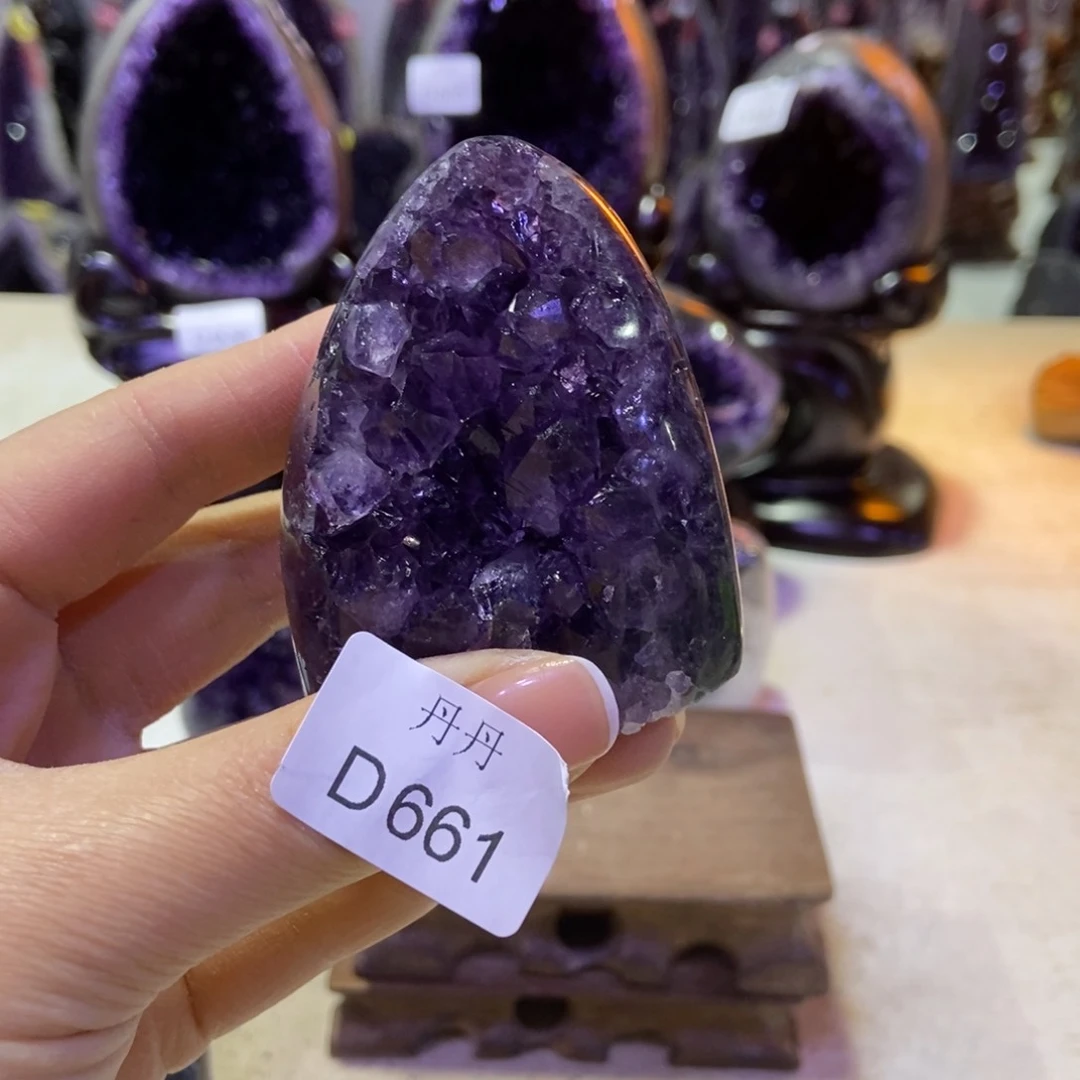 水晶摆件未镶嵌?****米摆件