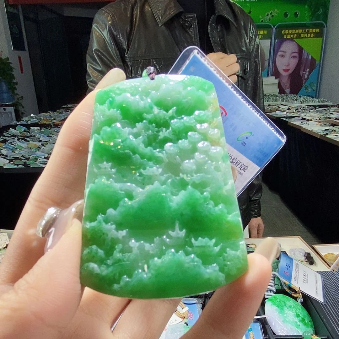 颈饰未镶嵌翡翠翡翠