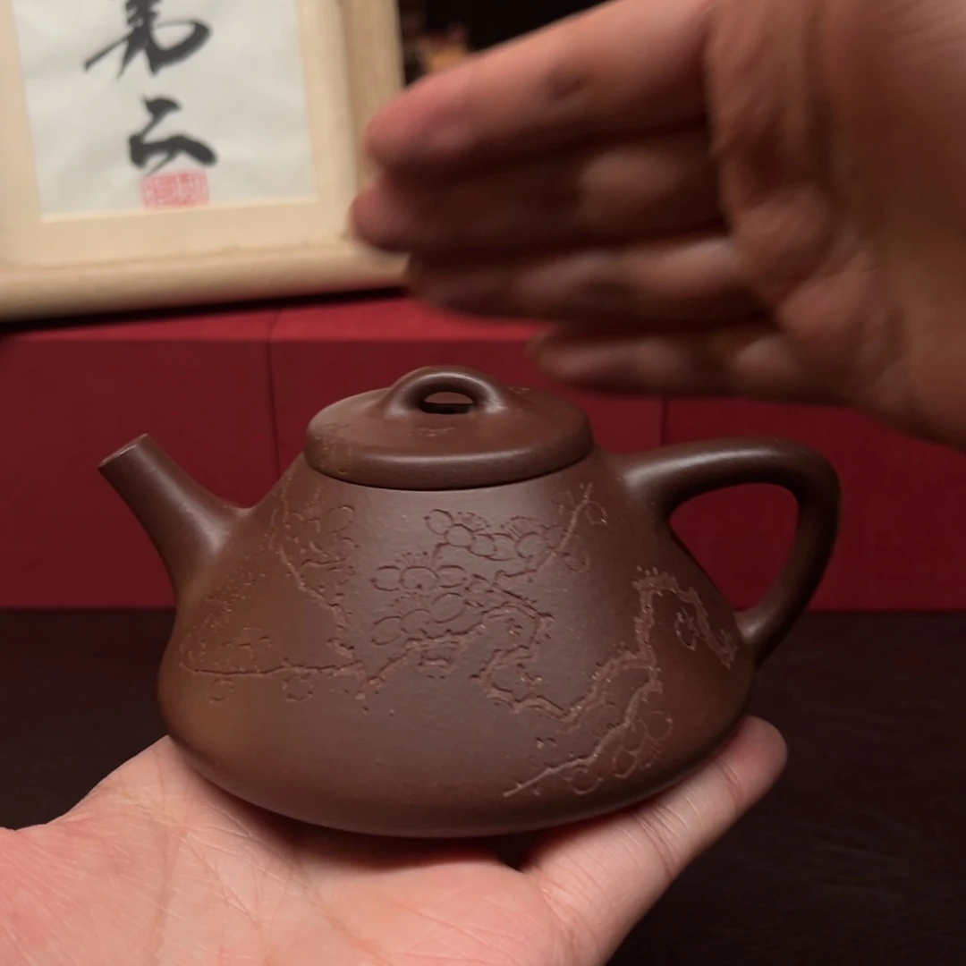念***影茶壶紫砂青山出品，子冶壶。