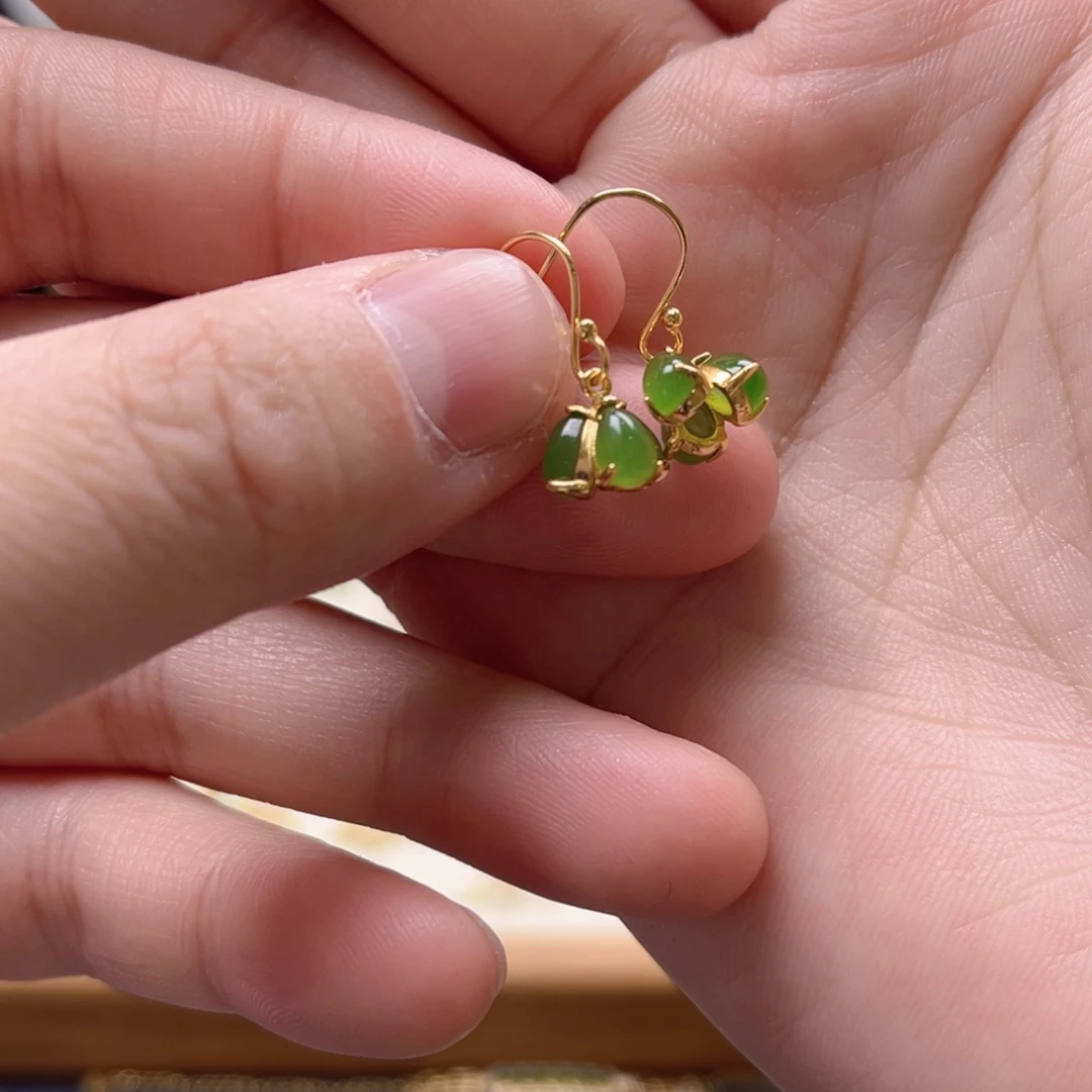 和田玉银S925镶嵌耳饰