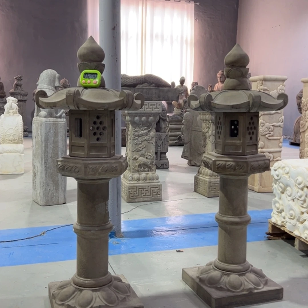 黑青石材质石灯一对