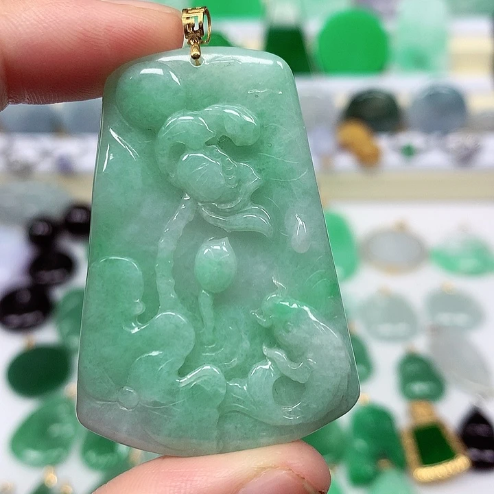 吊坠(不含链)18K金镶嵌翡翠