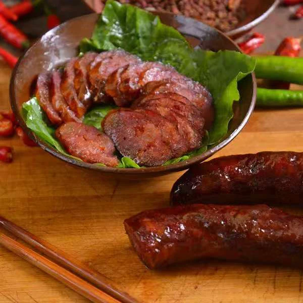 农村土家烟熏香肠