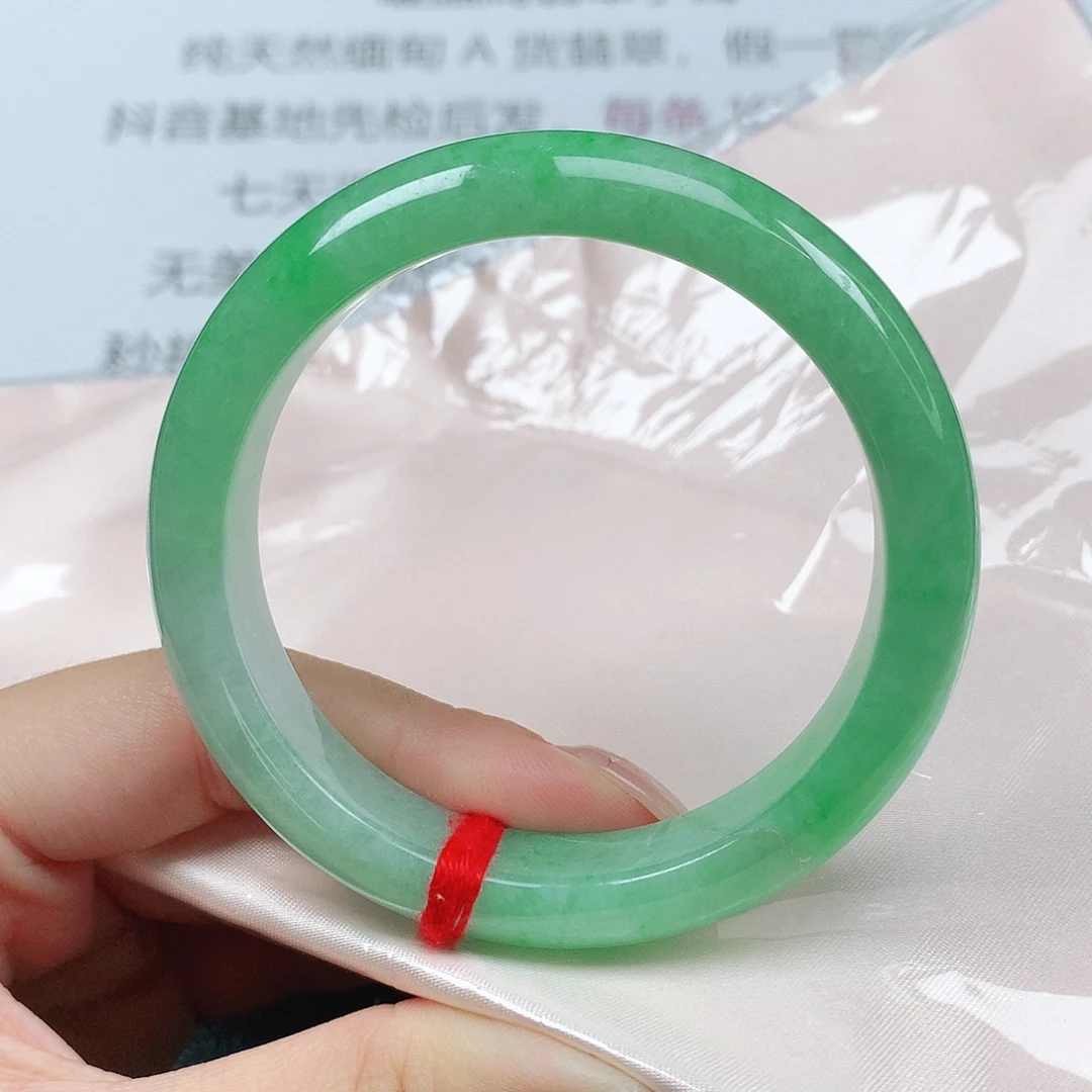 翡翠手镯未镶嵌1517