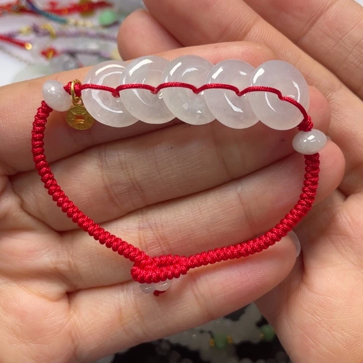 翡翠未镶嵌手绳799999999