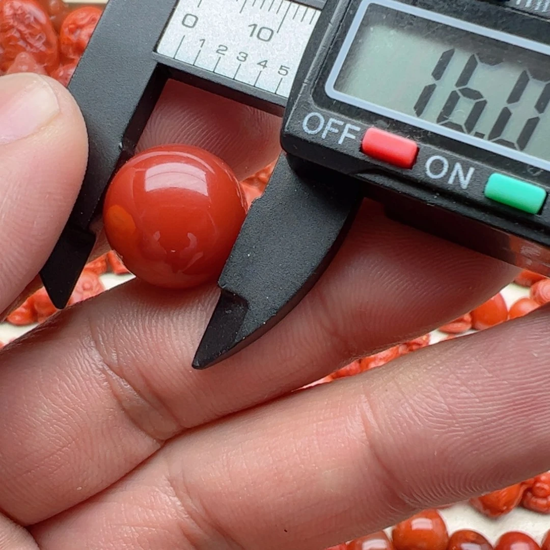 南红玛瑙配饰未镶嵌