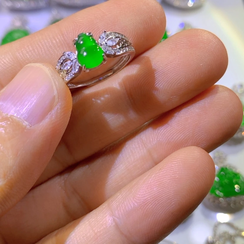 【闪购商品】银S925镶嵌挂件翡翠天然翡翠