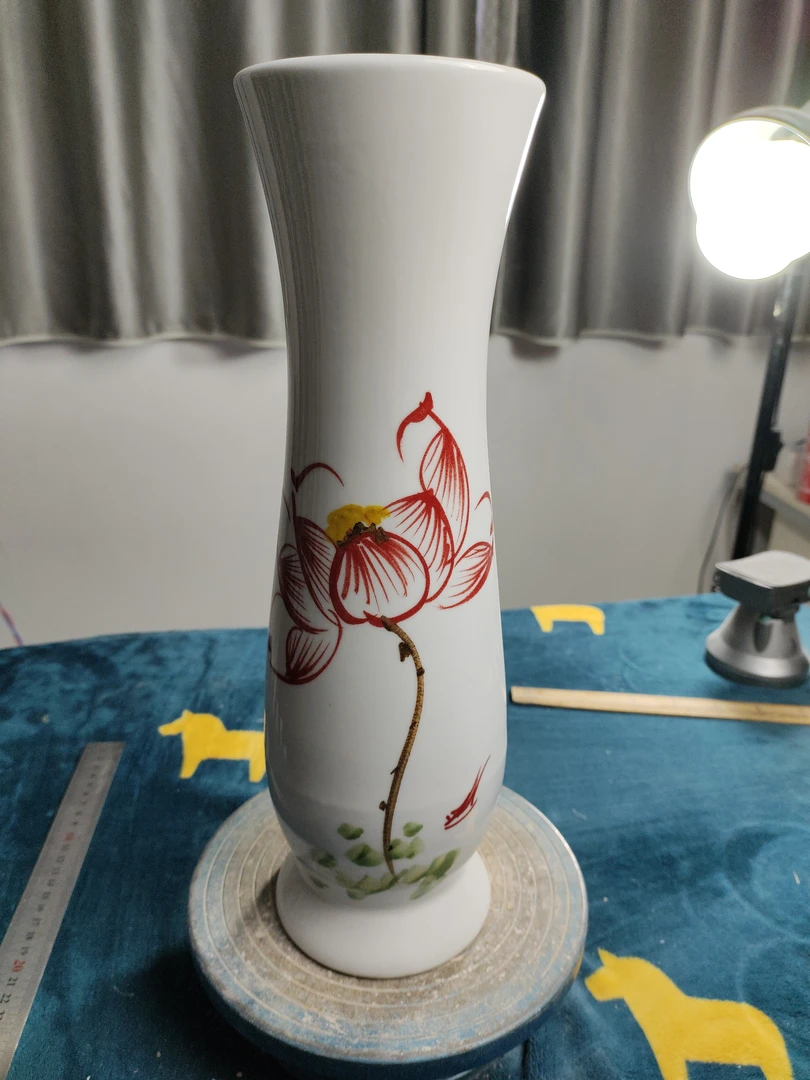 景德镇陶瓷手绘红荷花小蛮腰高35宽10口10厘米