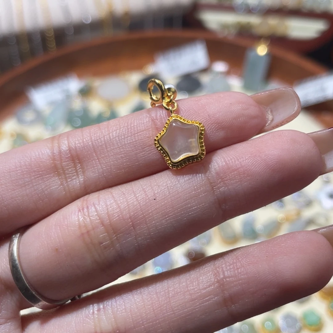 翡翠未镶嵌颈饰星星提溜