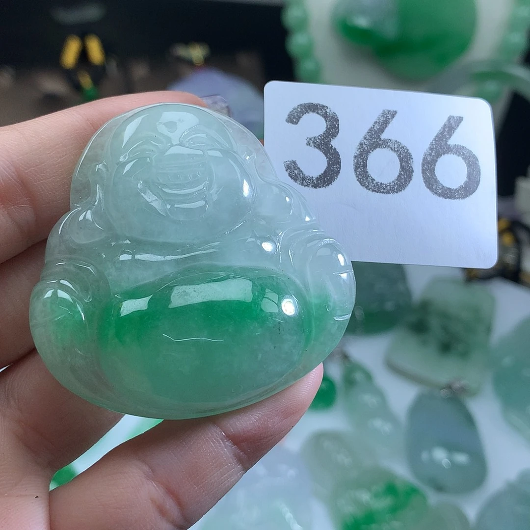 翡翠未镶嵌吊坠(赠链)