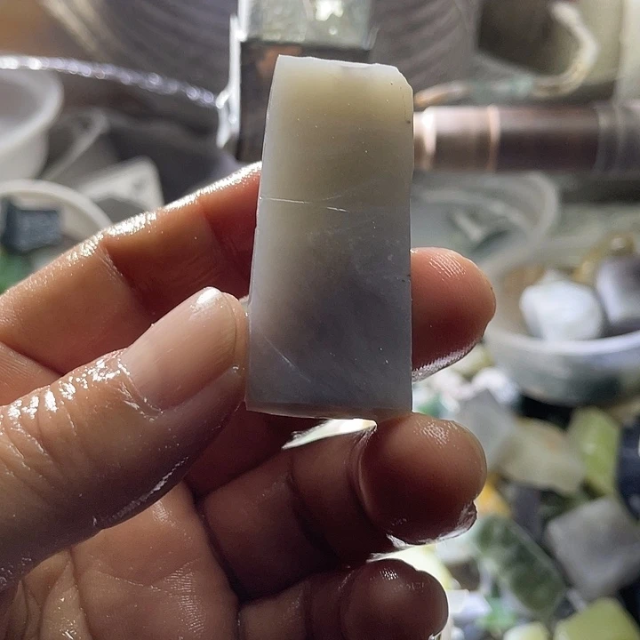 颈饰未镶嵌和田玉守**空