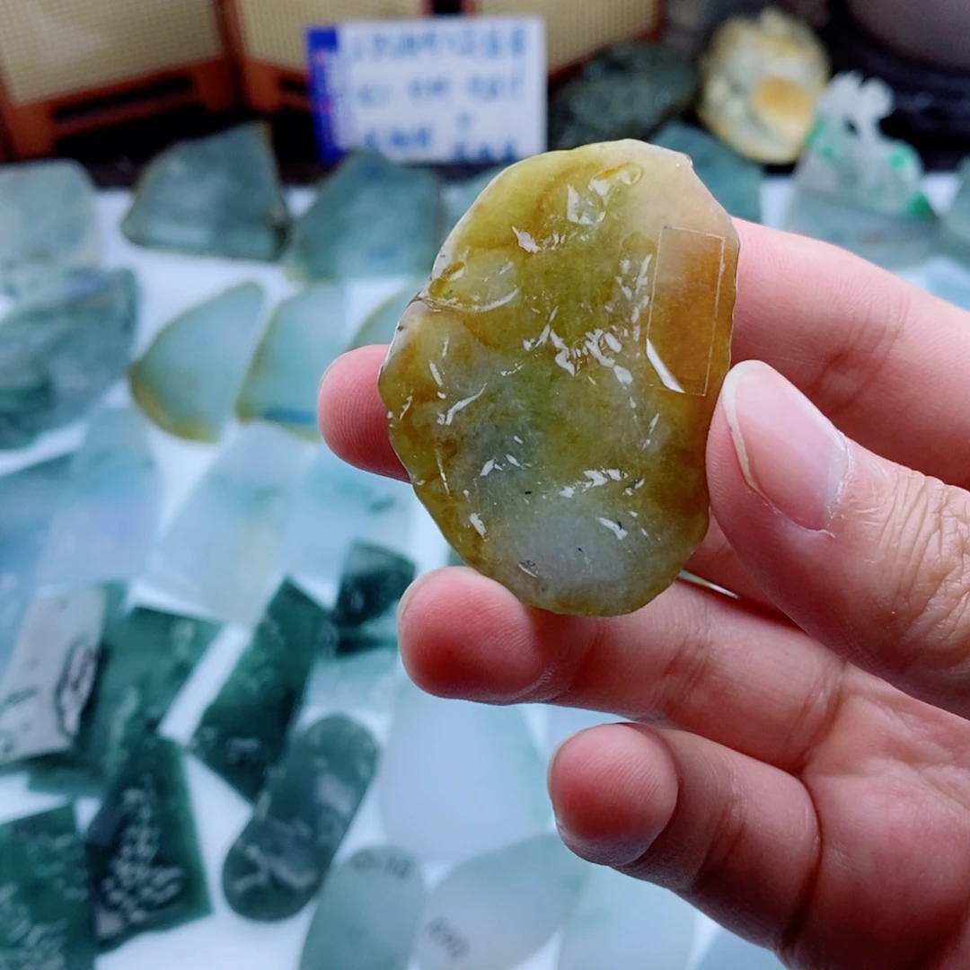江***年定制翡翠未镶嵌翡翠
