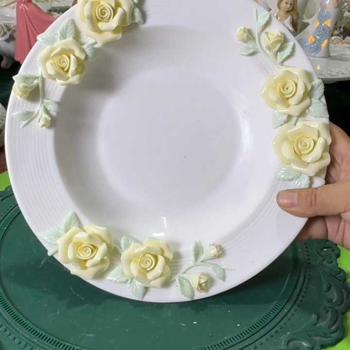 玫瑰花草帽深汤盘