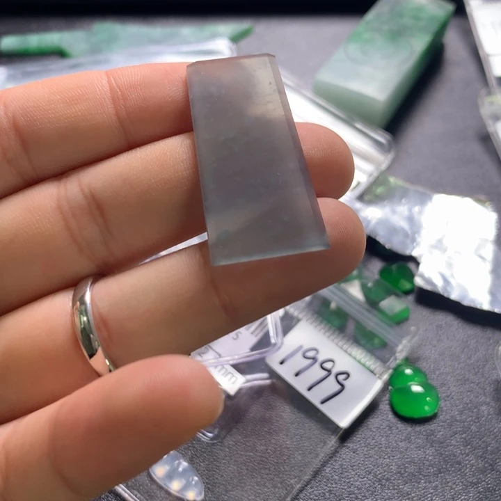 定制翡翠未镶嵌天然翡翠A货无事牌