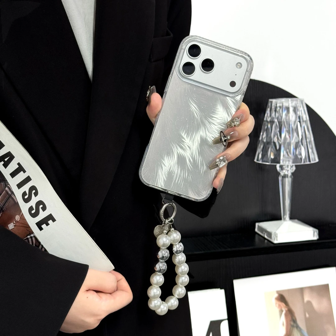 ins风闪粉羽纱高级感手机壳适用苹果17promax/16/15pro简约带手链