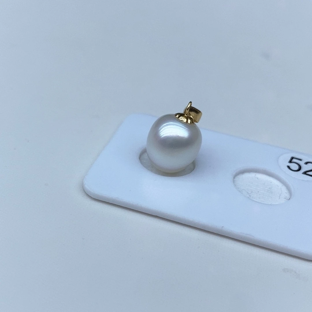 海水珍珠颈饰18K金镶嵌