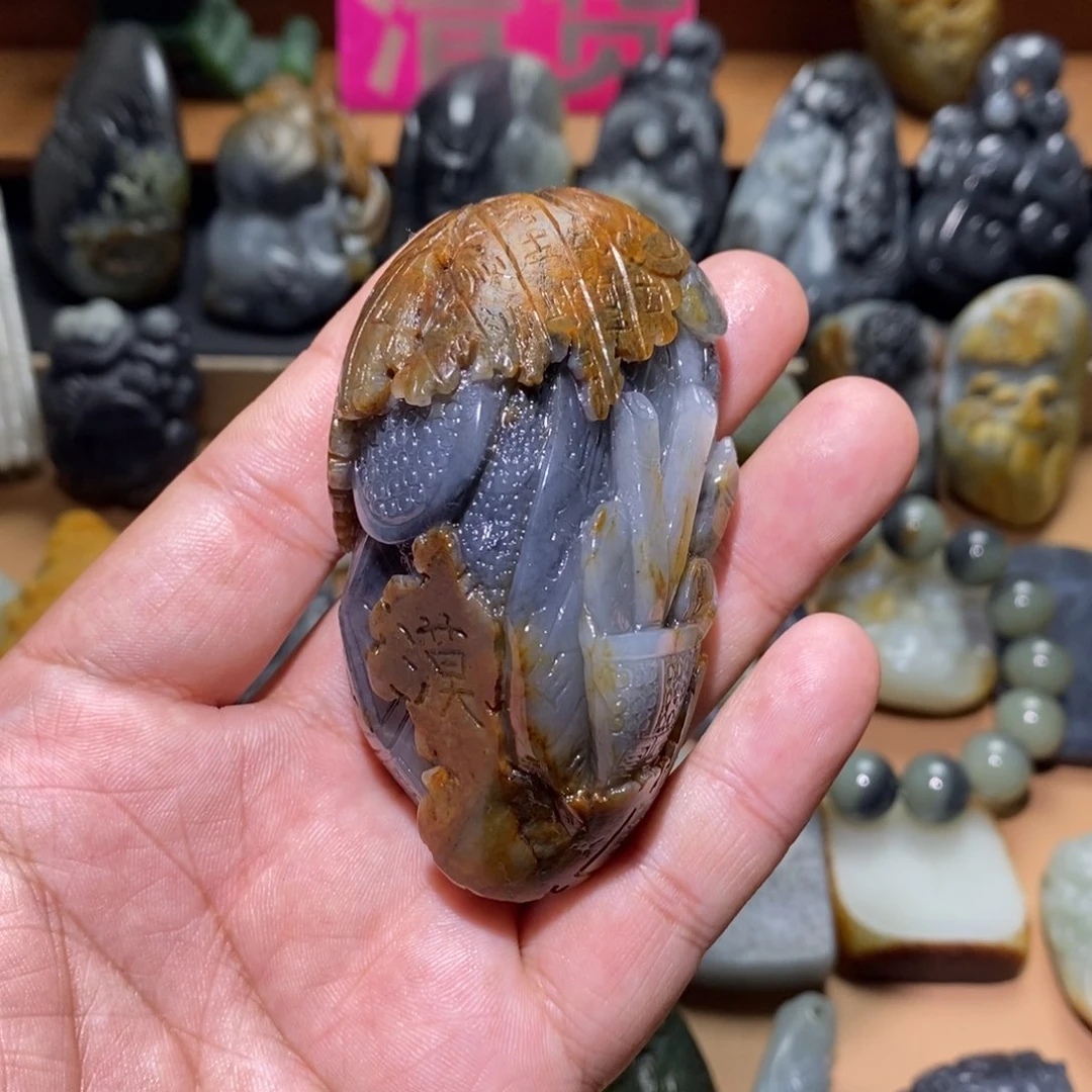 未镶嵌和田玉把件