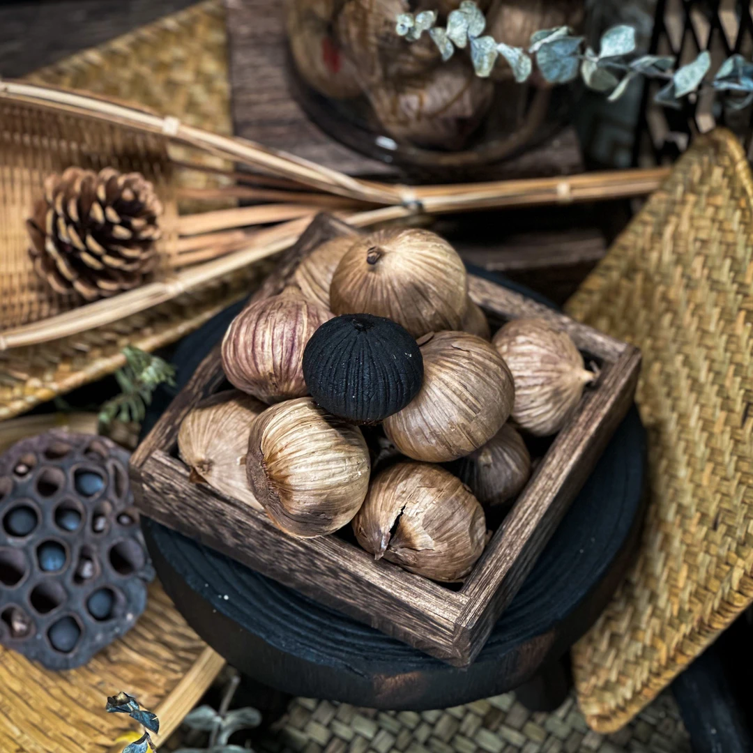 黑蒜开盖即食430克瓶装滋补品