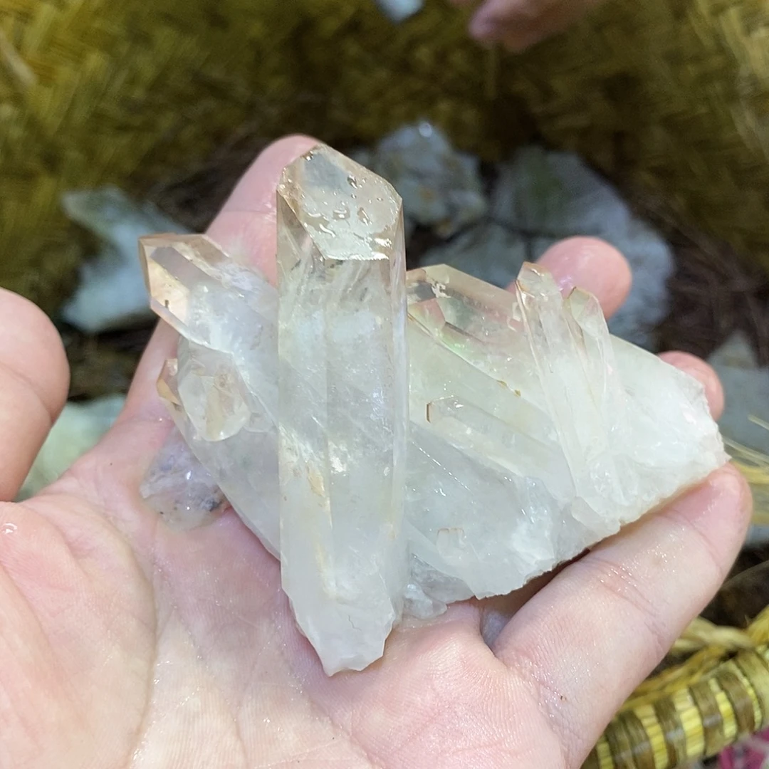 未镶嵌珠宝半成品水晶